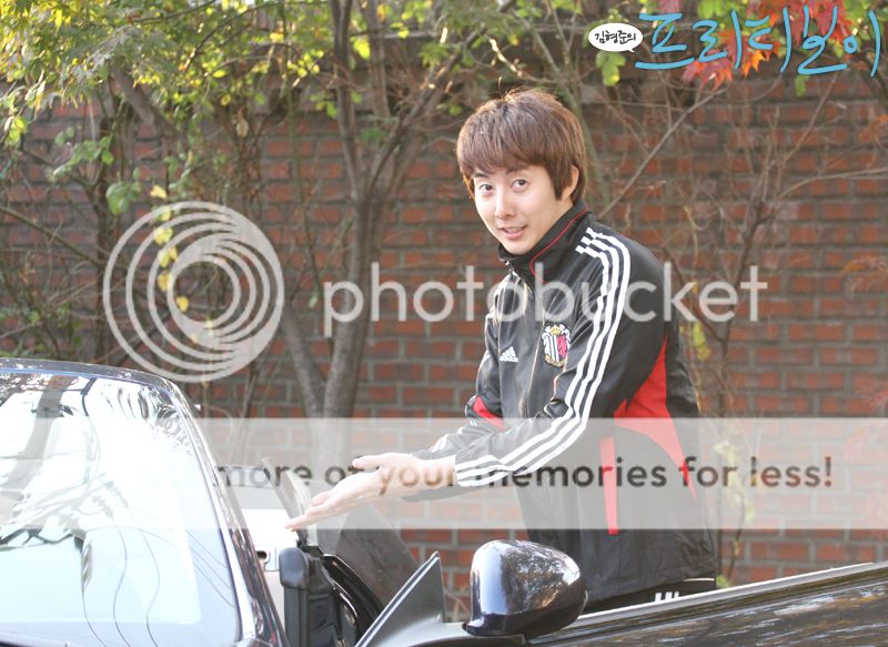 Футболистът Kim Hyung Jun от FC Avengers - Page 3 IMG_1584