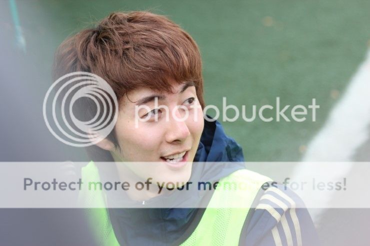 Футболистът Kim Hyung Jun от FC Avengers IMG_4236