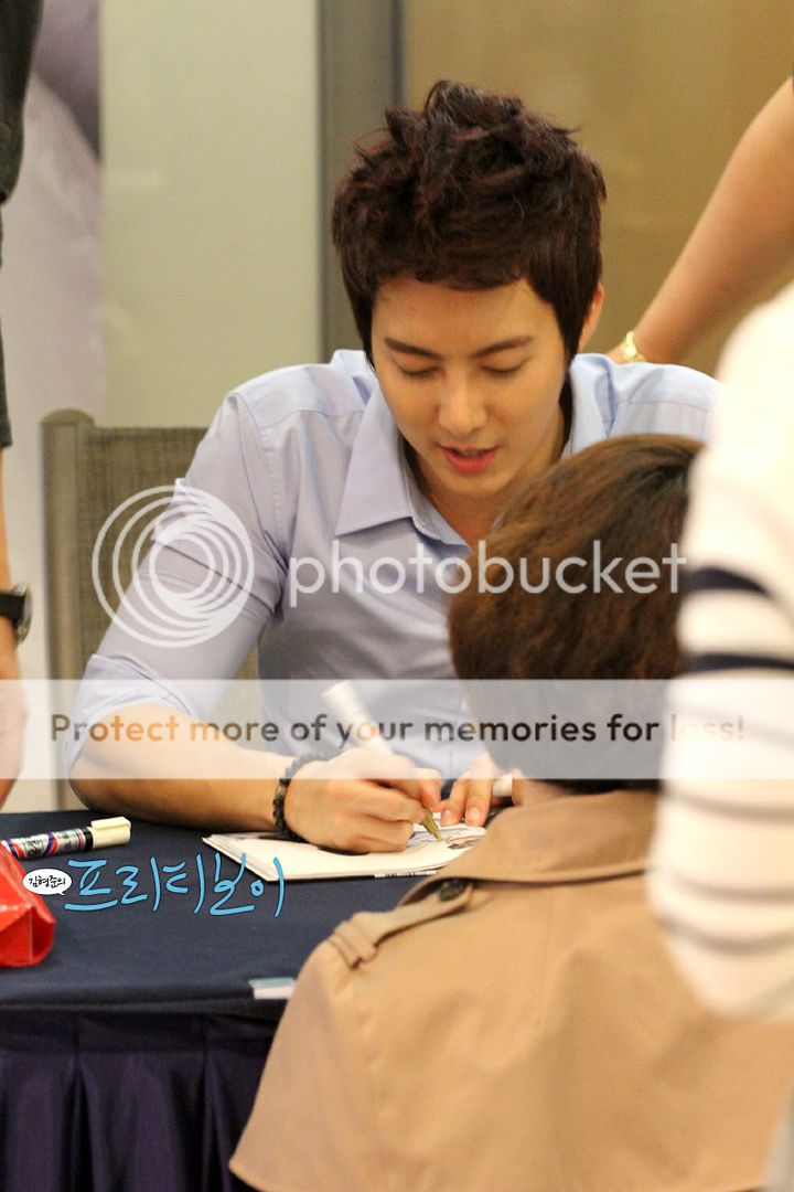 Kim Hyung Jun - 2012 Busan International Film Festival Tour for Japan Fans  - Page 2 IMG_7051