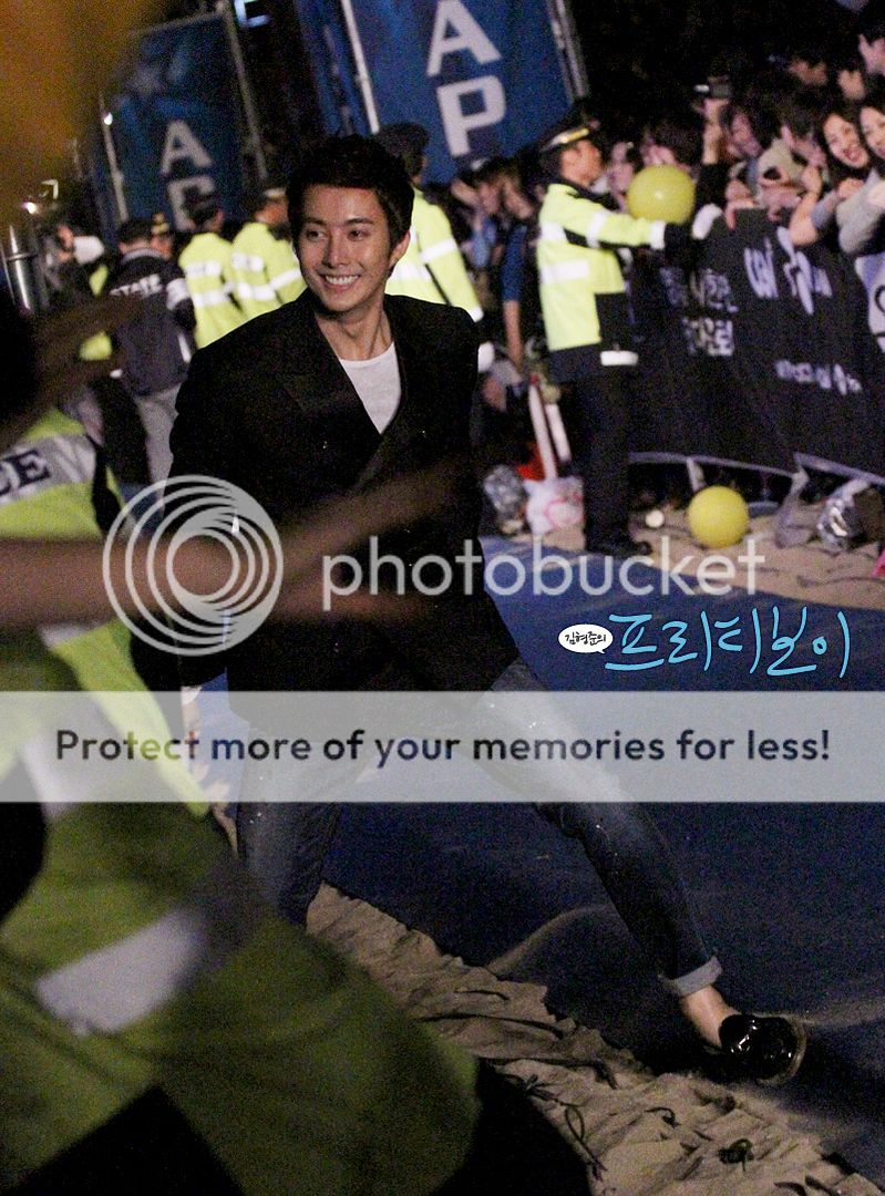 Kim Hyung Jun - 2012 Busan International Film Festival Tour for Japan Fans  - Page 2 IMG_7288