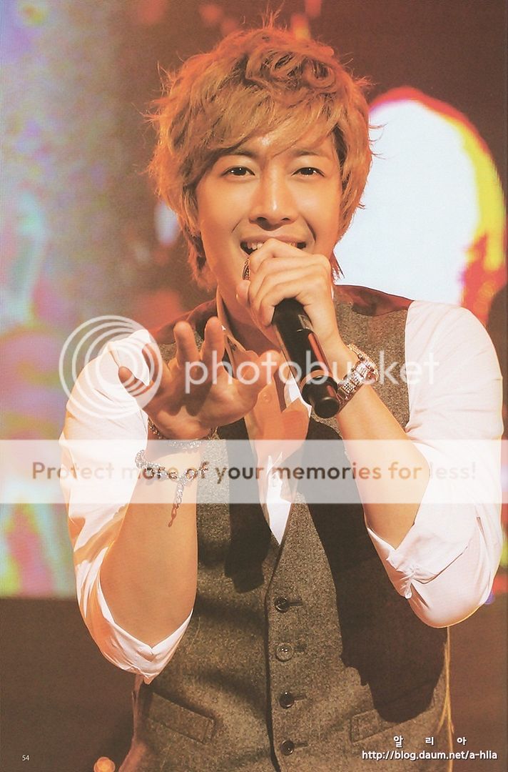 Kim Hyun Joong - First Tour 2011 in Japan - Page 8 PHOTOBOOK-EC9E88EB8A94_EBAAA8EC8AB5_EAB7B8EB8C80EBA19C_42