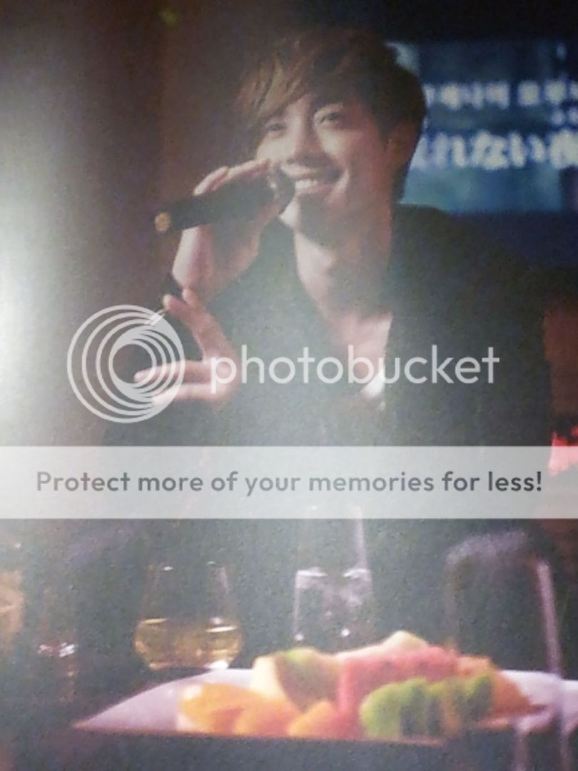 Kim Hyun Joong ~ новото лице на Lotte Duty Free Shop ~ - Page 11 PhotoKimHyunJoong-BusanLotteHotelAdvertising4