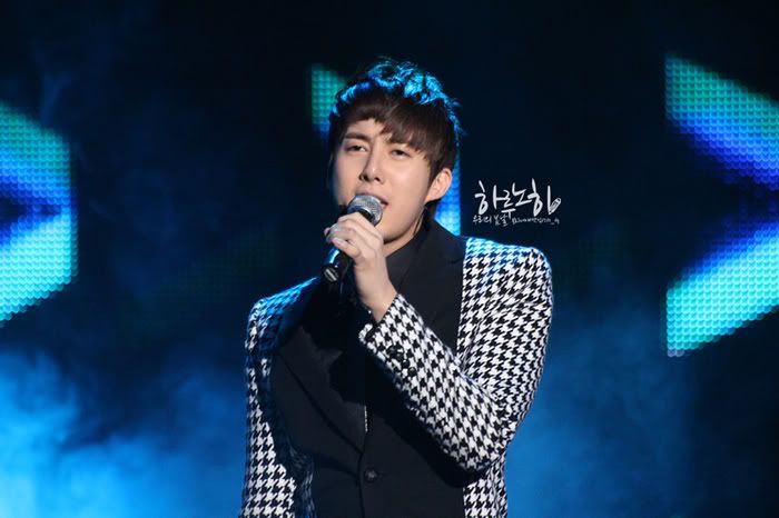 [HJB] Hyung Jun’s 1st Solo Mini Album Showcase in Seoul (3) Ed209ed39792c389a044df46