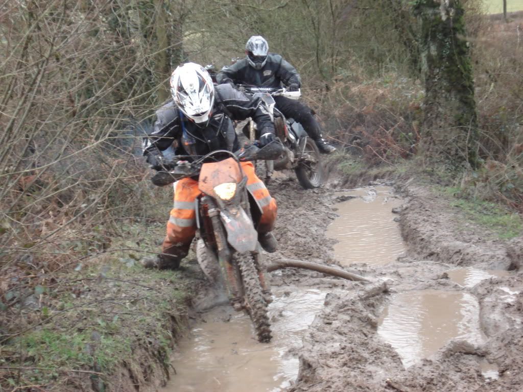 Sun 6th - Kington and back the slippery way DSC01886