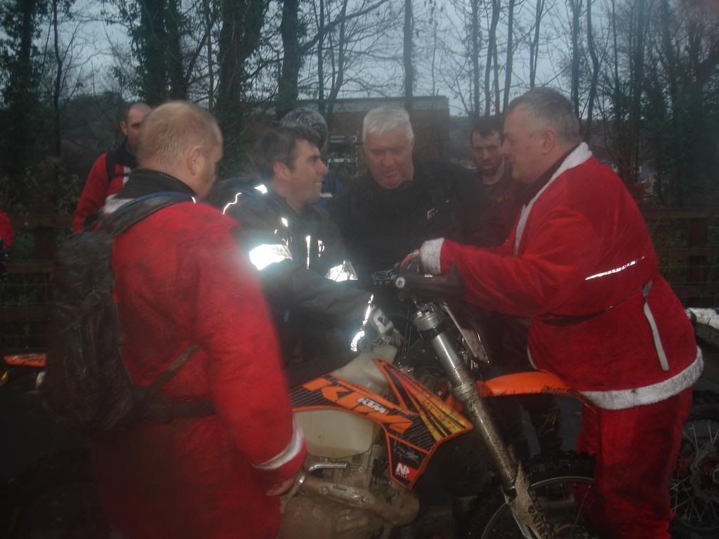 Christmas ride 2013 DSC04200_zpsb5315854