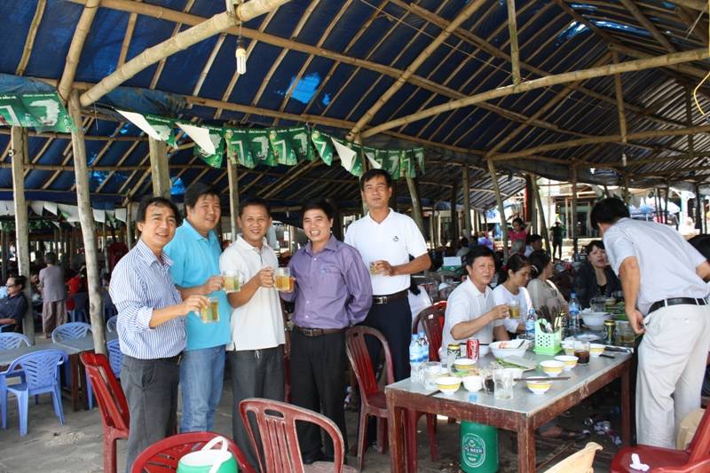 87TQT tham gia Công tác xã hội ở Lý Sơn, Hè 2012 DiBien18