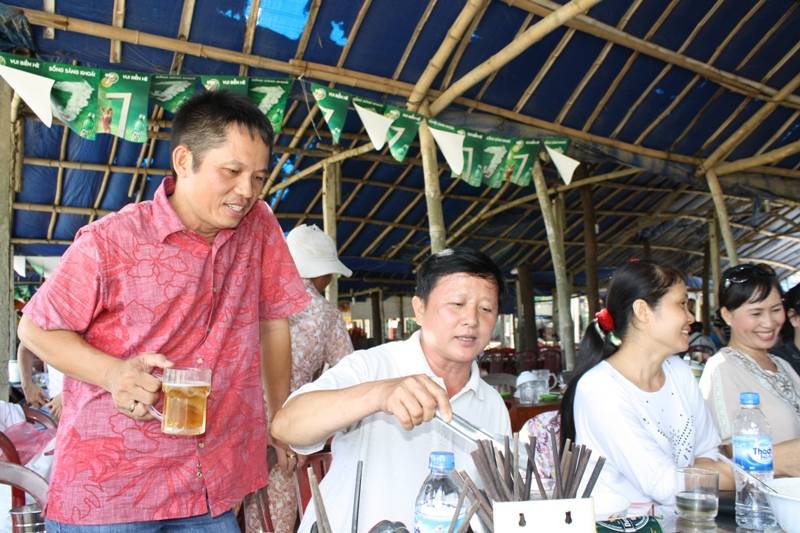 87TQT tham gia Công tác xã hội ở Lý Sơn, Hè 2012 DiBien28