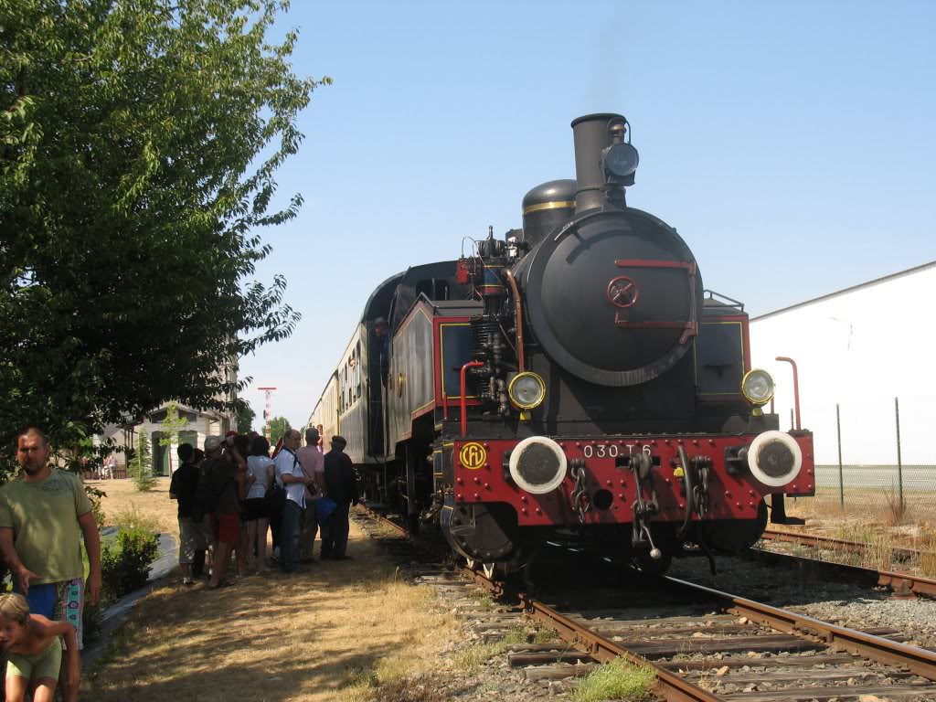 Le CFV: Chemin de Fer de la Vendée de Mortagne sur Sèvre aux Herbiers 12-Loco030T6Mortagne