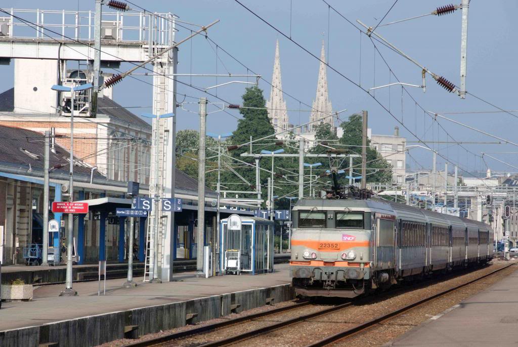 Trains en gare de Quimper en 2007 et 2009 2007_08250003