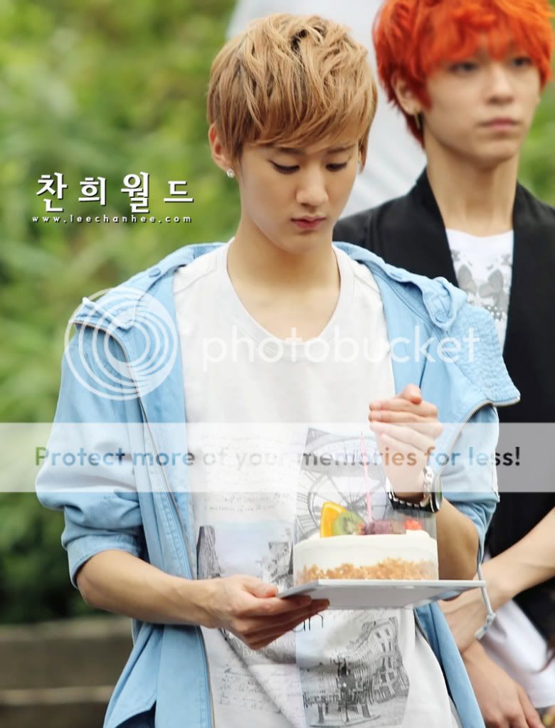 [14.08.2011] Niel's Bithday Pary après l'inkigayo IMG_9846