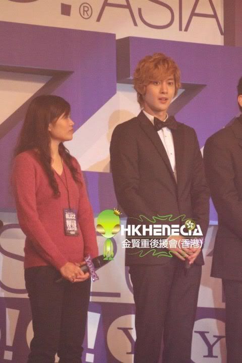 [HJL] 2011 Yahoo! Buzz Awards in Hongkong [20.12.11] (8)   166958_238892742847377_130589590344360_597464_907924672_n