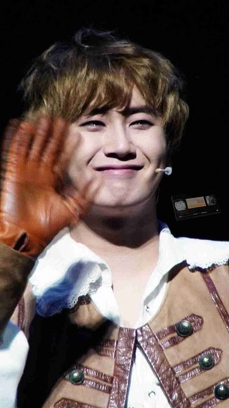 [YS] "The Three Musketeers" Musical Curtain Call (la ultima actuación) [16.12.11] (2) 16ys13