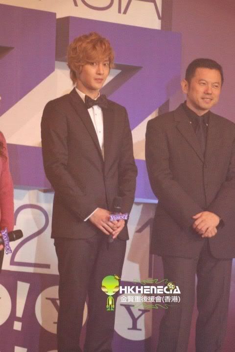 [HJL] 2011 Yahoo! Buzz Awards in Hongkong [20.12.11] (8)   377116_238892789514039_130589590344360_597465_165241919_n