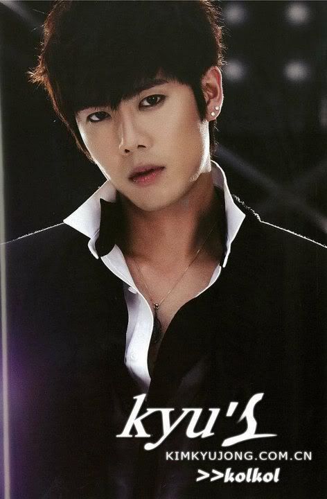 [scans] Kim Kyu Jong - "YESTERDAY" Special DVD [23.12.11] (2) 387900_239565932780058_130589590344360_599220_570731023_n