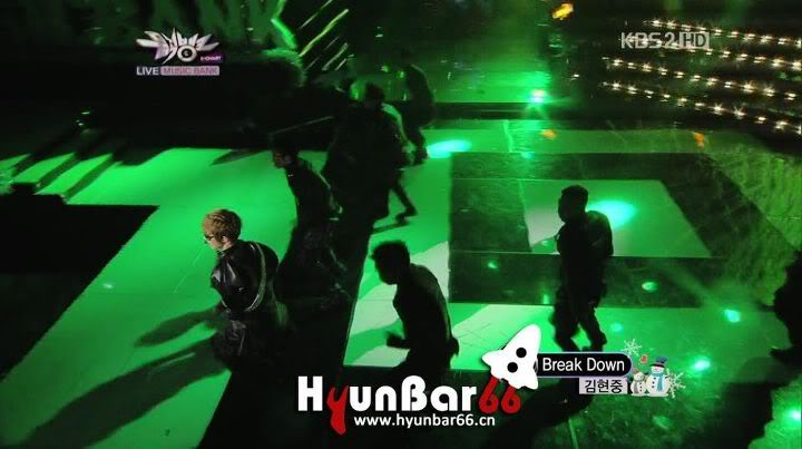 [HJL] MUSIC BANK Year End Special [23.12.11] (2) 393419_340474572645452_231614143531496_1454846_294919308_n