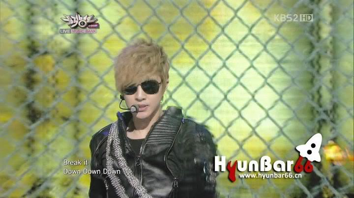 [HJL] MUSIC BANK Year End Special [23.12.11] (2) 398072_340474125978830_231614143531496_1454844_1074678821_n