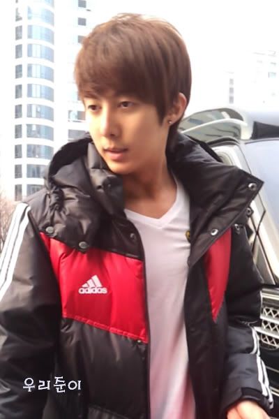 [HJB] Grabando su drama [14.12.11]  Bb29-1