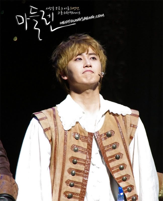 [YS] "The Three Musketeers" Musical Curtain Call (la ultima actuación) [16.12.11] (4) Mad8
