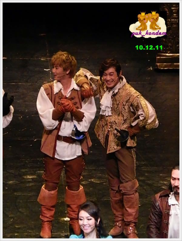 [YS] "The Three Musketeers" Musical Curtain Call [10.12.11]  P11