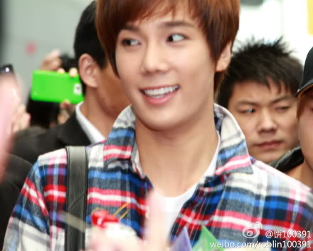 [JM] Saliendo del Guangzhou Airport, China hacia Taiwan [11.12.11] (2) Sdfsdffffff