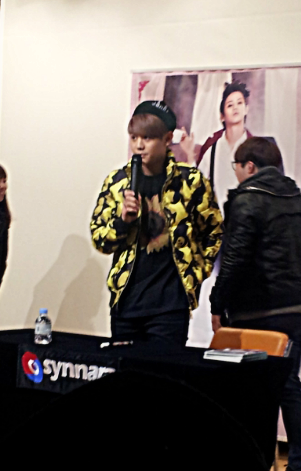 [PICS][30.12.12] Yoseob @ "The First Collage" Fansign in Daejeon & Myeongdong 540915_397151390376993_866144753_n_zps072e2cf4