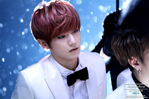 [PICS] [29.12.12] Hyunseung @ SBS Gayo Daejun  Tumblr_mfssf16ILF1r7mqq6o1_500_zps9115e106