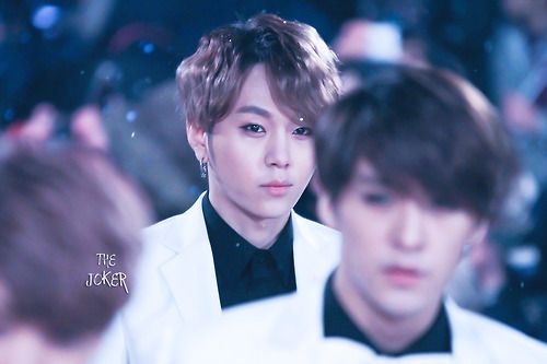 [PICS] [29.12.12] Junhyung @ SBS Gayo Daejun  Tumblr_mfsufdUY711rcgjgwo1_500_zps1640e9cc