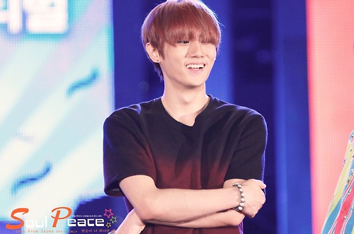 [PICS][05.10.2012] HyunSeung @ China-Korea International Students Festival Tumblr_mbhb13Mg6i1ry97tjo1_500