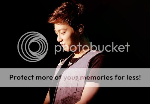 [PICS] [[27.06.13] DooJoon @ AIA Kpop Concert Tumblr_mp5cfhZRYi1suq8f4o1_5001_zps246252e5