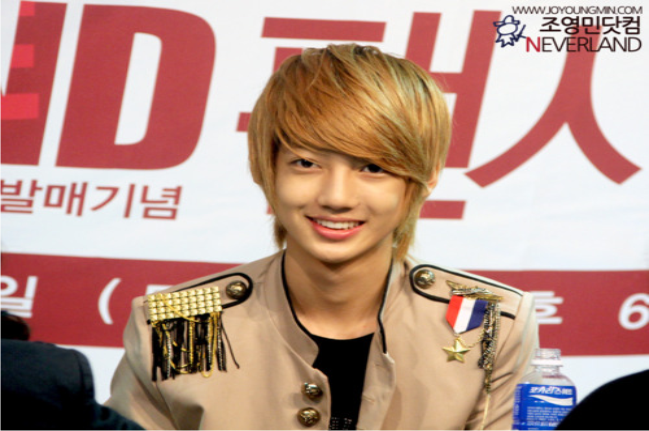 [PICS] Youngmin at Daegu Fansigning Ede