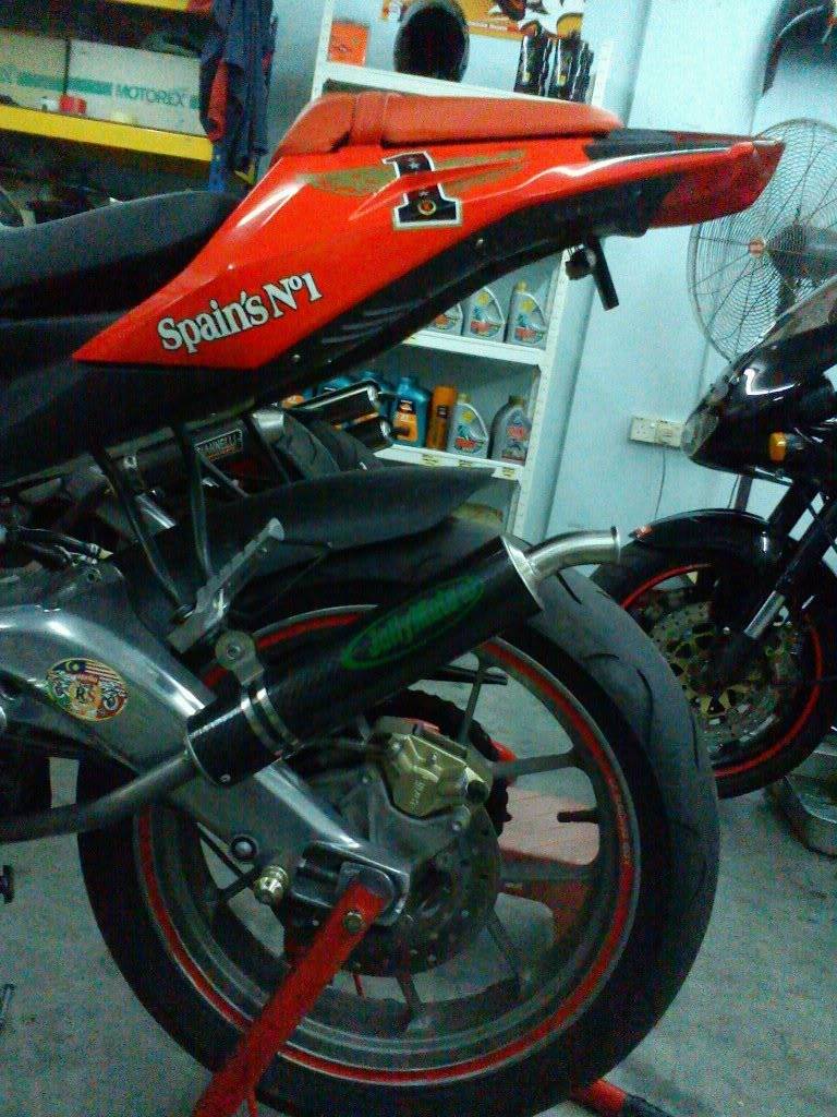 Aprilia RS125 09 wit Jolly Moto exhaust - C0107 J6