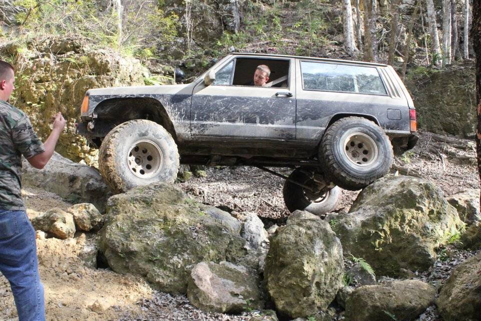 1992 XJ "Project Florida Crawler" - Page 2 311455_10150402693823207_701018206_8711212_1057402728_n