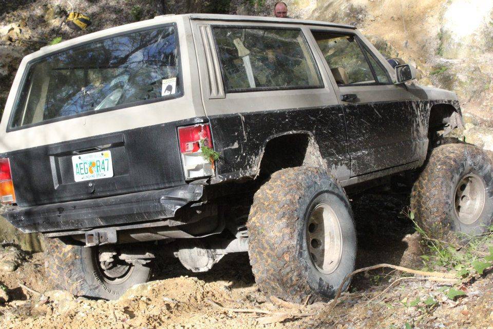 1992 XJ "Project Florida Crawler" - Page 2 391799_10150402691348207_701018206_8711204_228450987_n