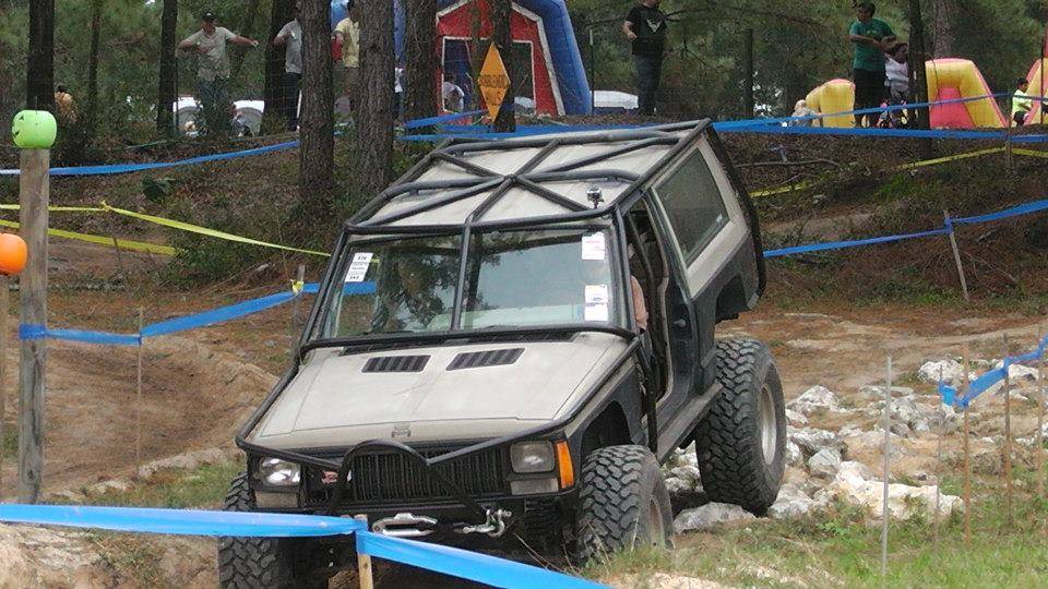 1992 XJ "Project Florida Crawler" - Page 4 197275_445415848838772_852272936_n