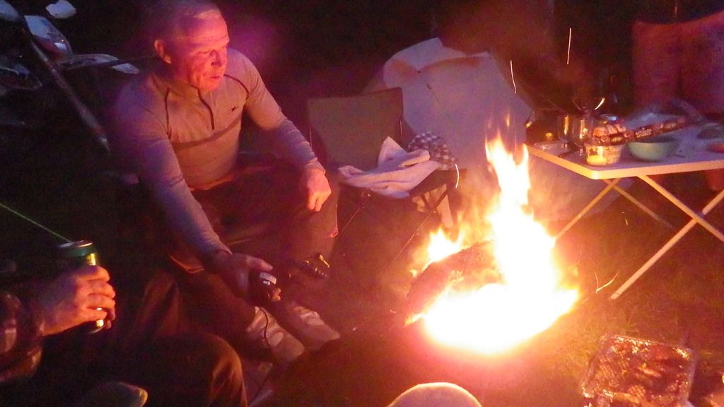 Roughing it in Barmouth RIMG0810