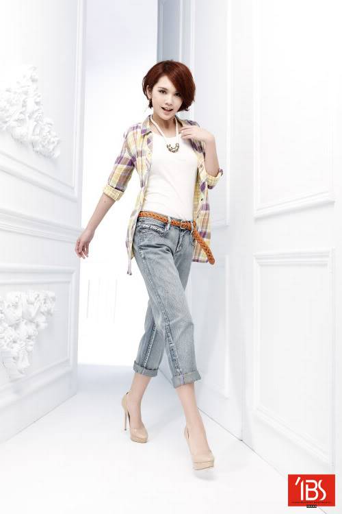 Rainie Yang 3bd2a7efce1b9d16845666d6f3deb48f8d54648c