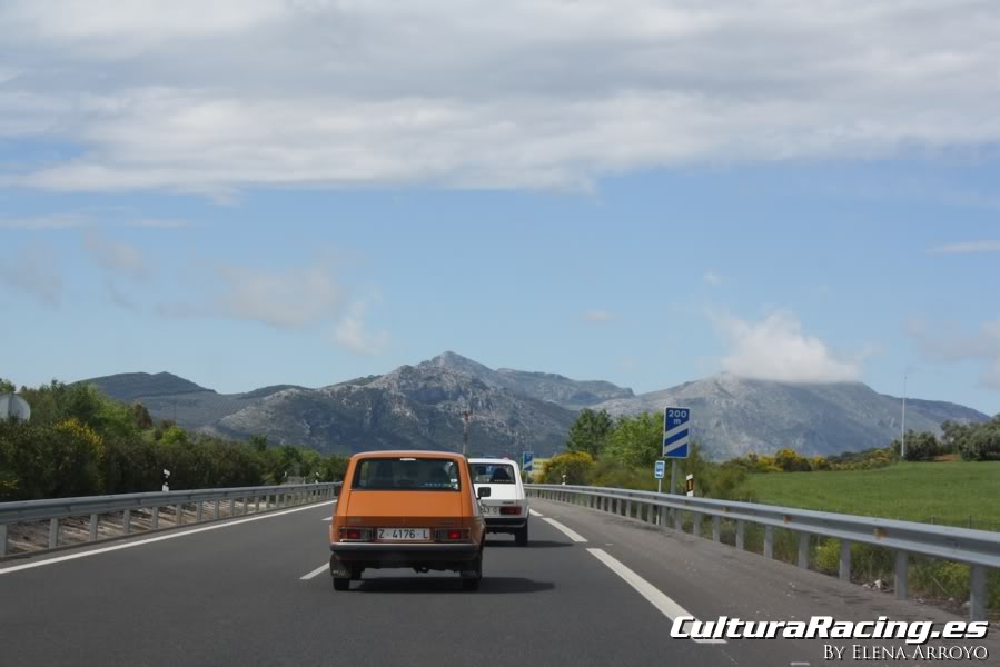 VII RUTA CLASICOCHE: Sábado 7/5/11 - TREPANDO OLLAS - Página 2 CR197