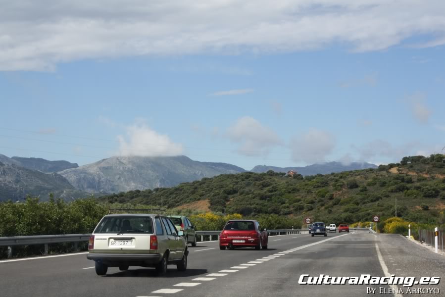 VII RUTA CLASICOCHE: Sábado 7/5/11 - TREPANDO OLLAS - Página 2 CR207