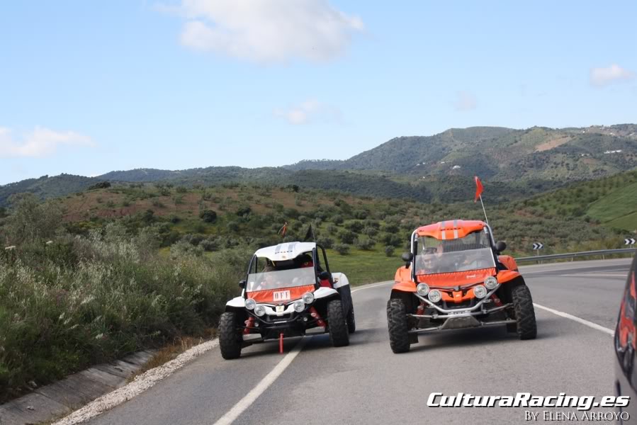 VII RUTA CLASICOCHE: Sábado 7/5/11 - TREPANDO OLLAS - Página 2 CR261