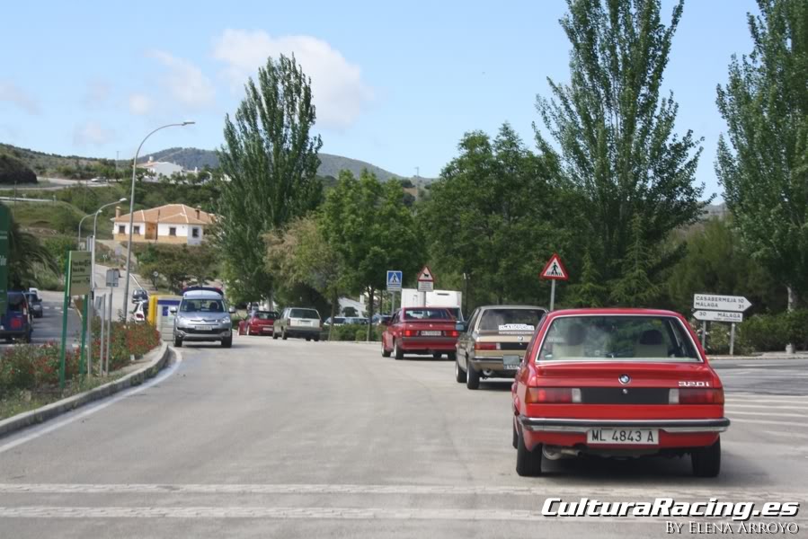 VII RUTA CLASICOCHE: Sábado 7/5/11 - TREPANDO OLLAS - Página 2 CR275-1