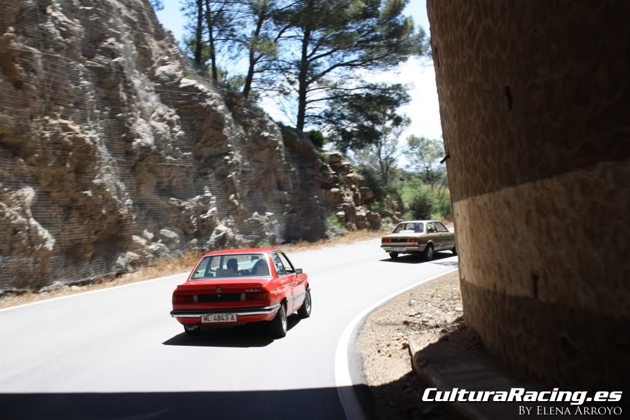 VII RUTA CLASICOCHE: Sábado 7/5/11 - TREPANDO OLLAS - Página 2 CR529-1