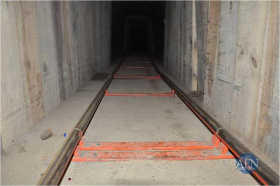3 toneladas en "narco-túnel" de Tijuana a metros de comandancia de PFP (Policia Federal) 29/Noviembre/2011 7-4
