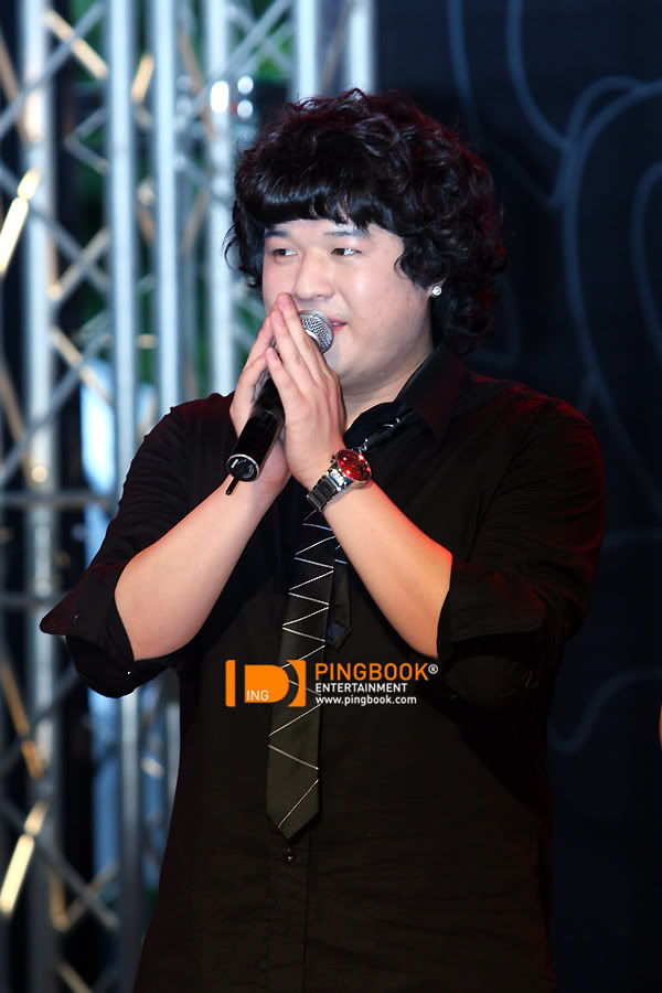 [PIX] 080527 THAILAND PRESS CON + FAN MEETING (FAN TAKEN PICS) 00000b