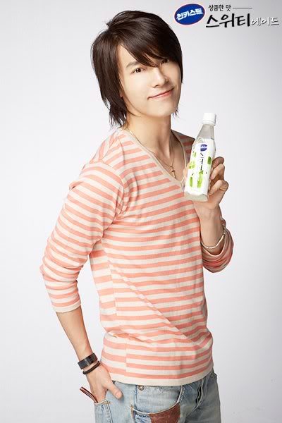 [PIX] Sunkist Solo Pics 07-1