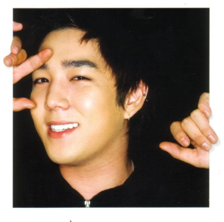 [PIX] 2007 S Magazine (August) Kangin2