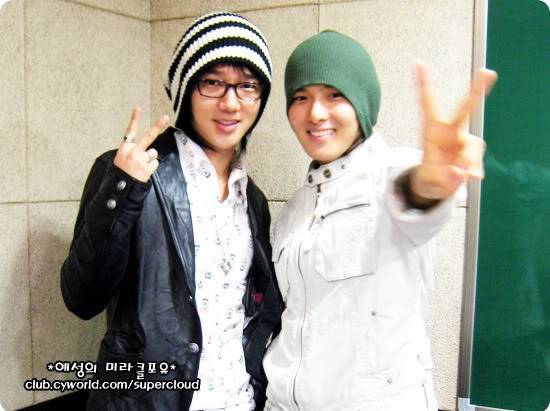 [PIX+GIF] Yehwook Couple Y-00000