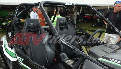 NEW-pics of Wildcat from 50th Annv  2012-arctic-cat-wildcat-1000i-ho-sxs-utv-seat-492