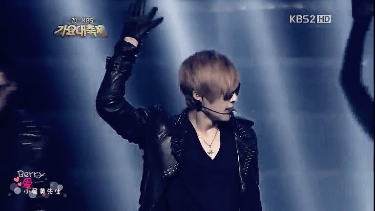 [HJL] "RAINISM" Performance at 2011 SBS Gayo Daejun Festival [30.12.11] 30sc16