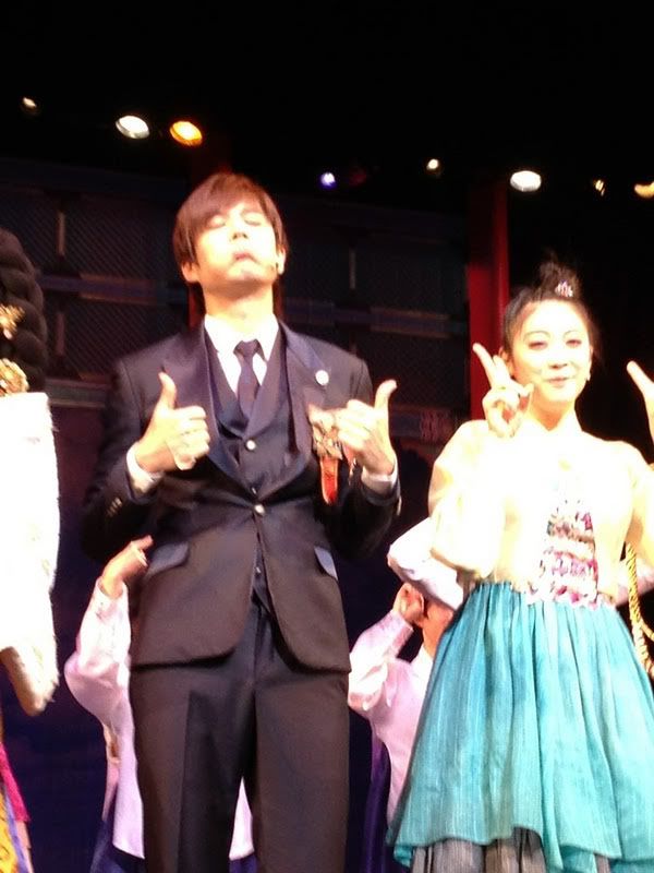 [KJ] "Goong" Musical in Tokyo Curtain Call [29.12.11]  K8ewr