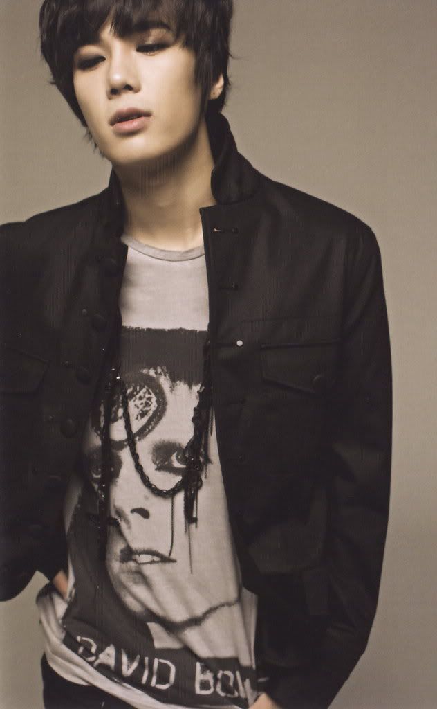 [scans] ‘The, Park Jung Min’ Repackage Album Taiwan Version 02b0907356e528b52f73b338